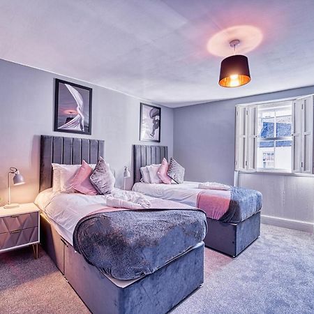 The Stylish Gem Of Bath - Football Table - Sleeps 10 المظهر الخارجي الصورة