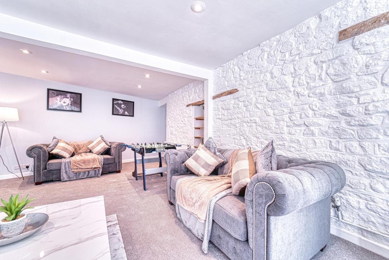 The Stylish Gem Of Bath - Football Table - Sleeps 10 المظهر الخارجي الصورة